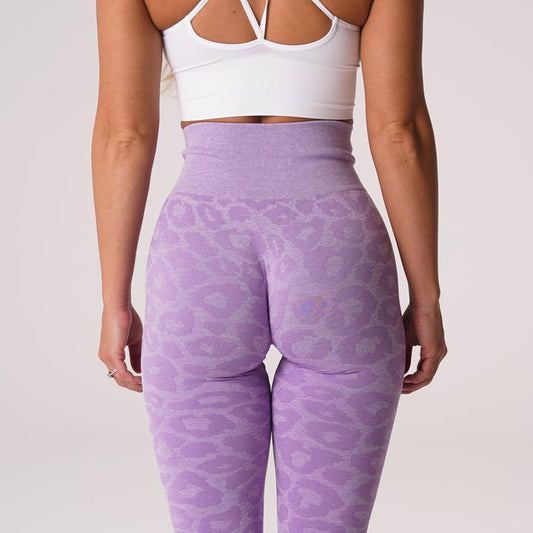 Seamless Leopard Leggings