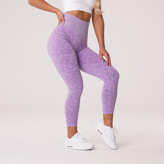 Seamless Leopard Leggings